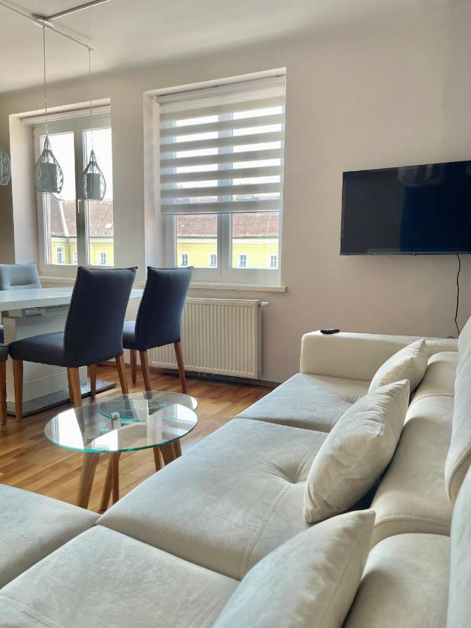 Homely 1